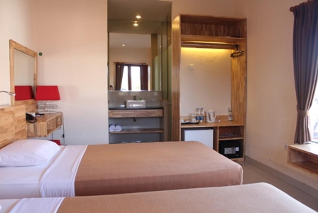 Hotel Karthi Kuta Kuta Lombok Kültér fotó