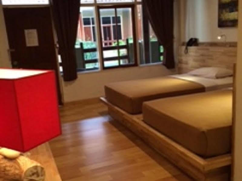 Hotel Karthi Kuta Kuta Lombok Kültér fotó