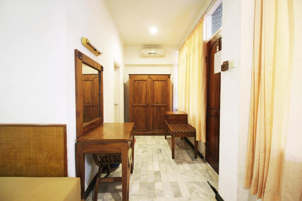 Hotel Karthi Kuta Kuta Lombok Kültér fotó
